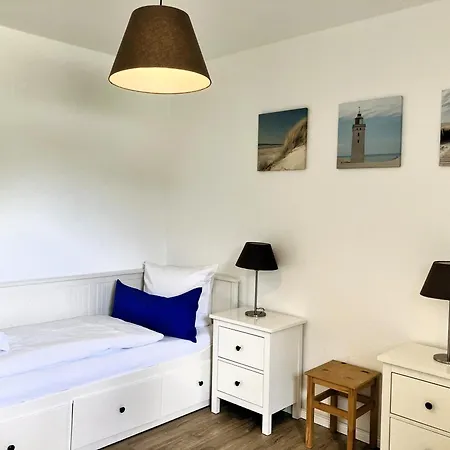 Holiday home Friesenstern 1, Rebbelstieg *
